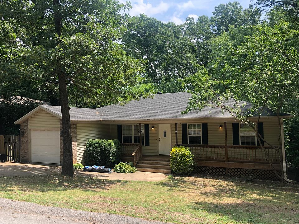 1st image of 7 Billingsley Dr