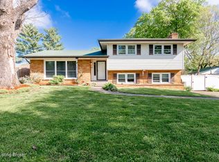 4705 Walden Dr, Louisville, KY 40229