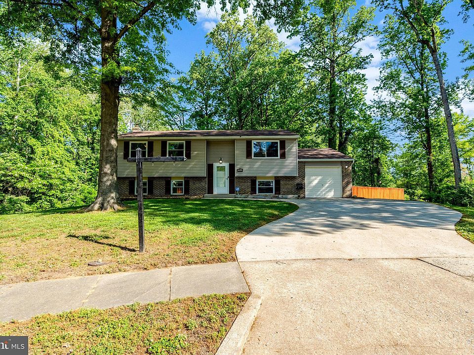 1st image of 16000 Normandy Ct
