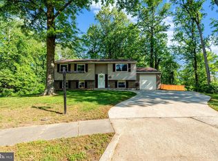 16000 Normandy Ct, Woodbridge, VA 22191