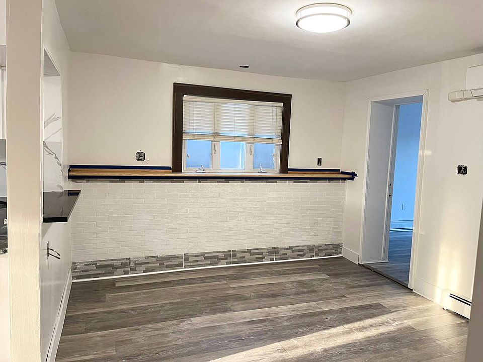 1st image of 139 Bionia Ave Floor 2