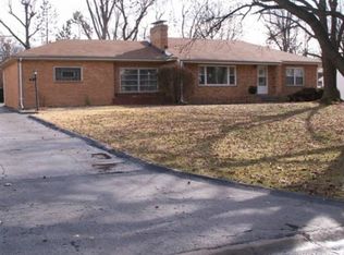 16 Lincord Dr, Saint Louis, MO