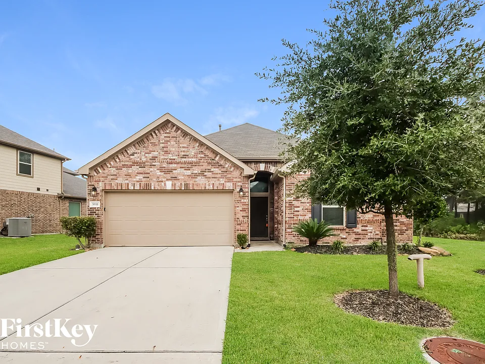 5911 Rivergrove Park Dr