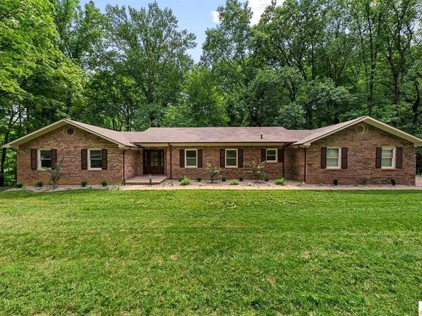 220 Trappers Trl, Glasgow, KY 42141