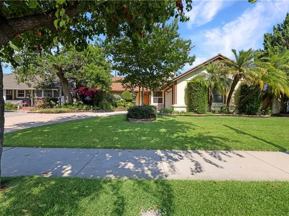 7248 Katherine Ave, Van Nuys, CA 91405