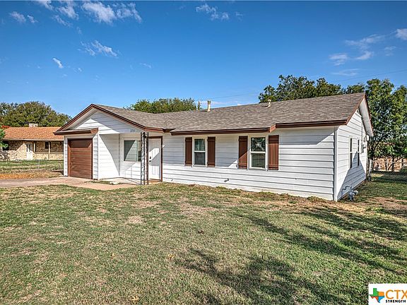 4th image of 2711 Live Oak Dr