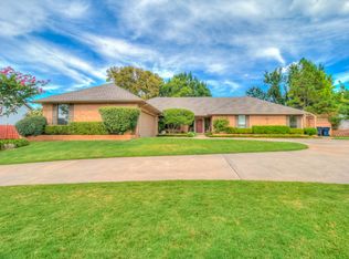 825 Glenridge Dr, Edmond, OK 73013