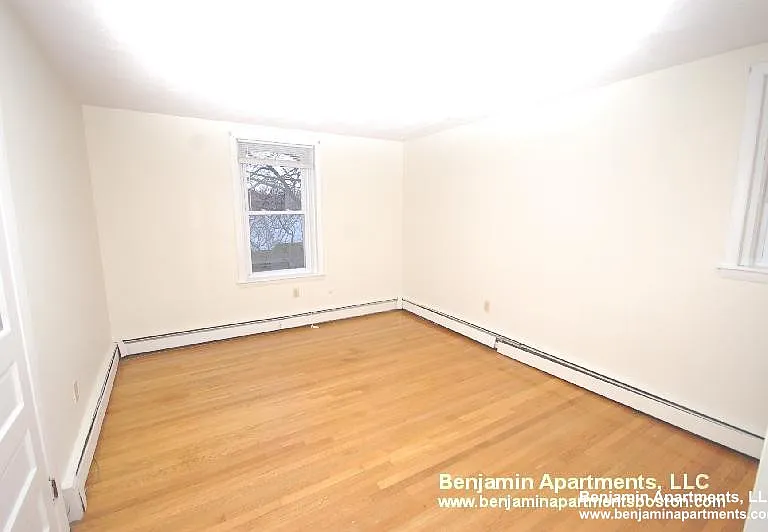 310 Tappan St #10 — Photo 6