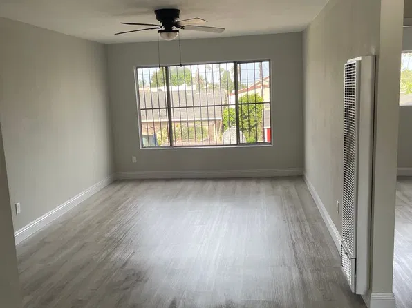 00066-832, 832 W 81st St APT 7B, Los Angeles, CA 90044