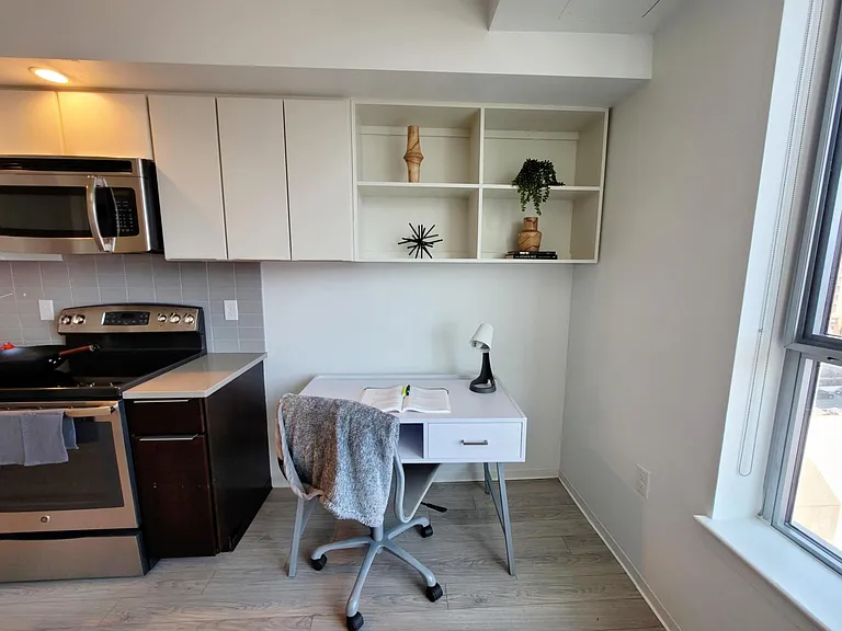 1047A Commonwealth Ave #S6 — Photo 5