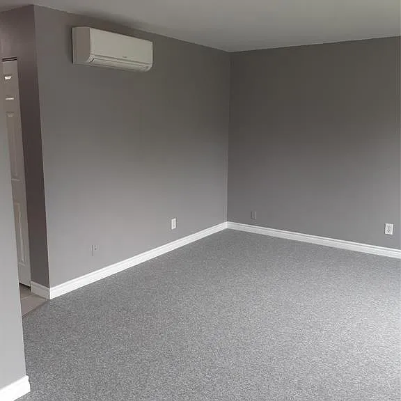 8080 Clairview Ave — Photo 5