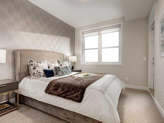 5th image of 110 NW Greenbriar Pl NW #1301