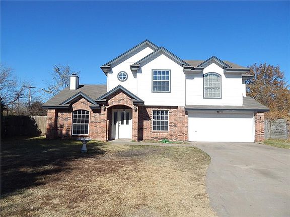 3rd image of 800 Columbia Ct