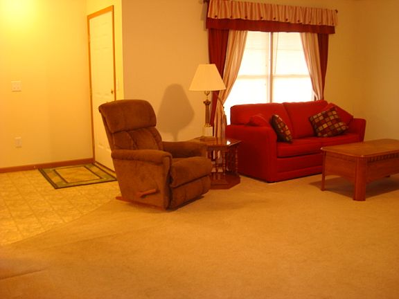 3rd image of 157 Kings Way