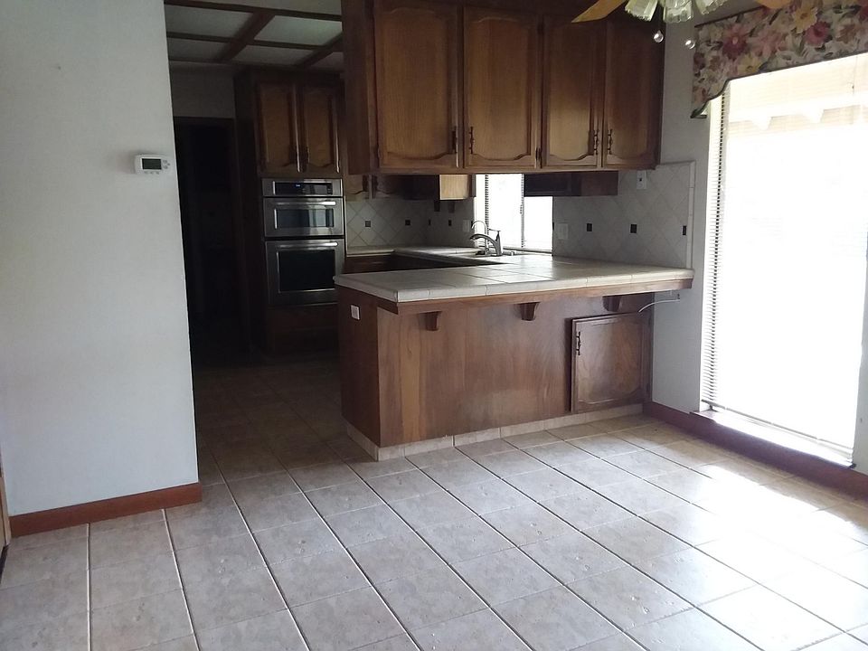 1st image of 5228 E Heaton Ave