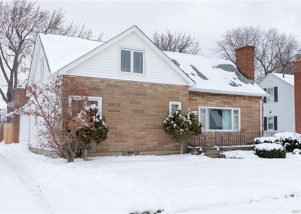 1st image of 66 Stoneleigh Ave
