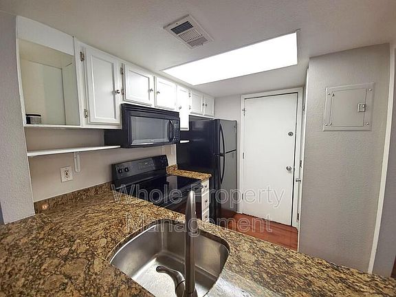 5th image of 1250 S Monaco Pkwy APT 39