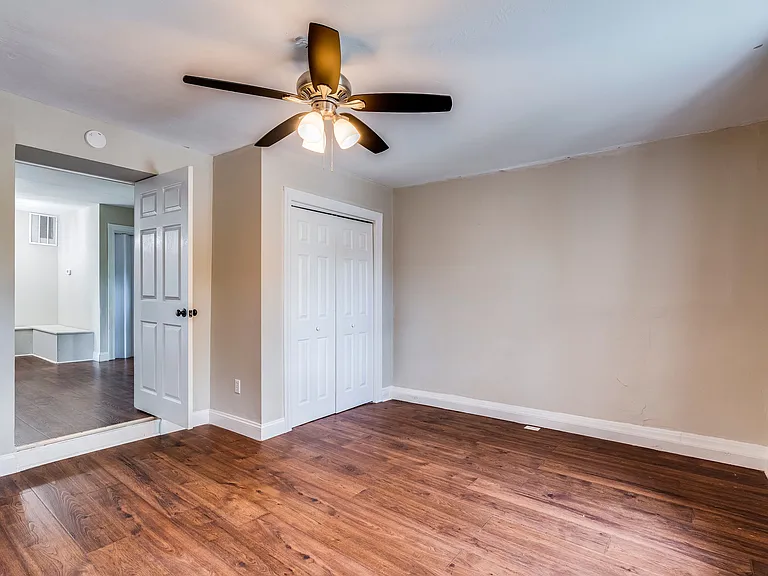 2320 Beechmont Ave #1 — Photo 19