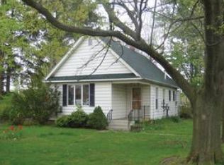 1055 S Coy Rd, Oregon, OH 43616