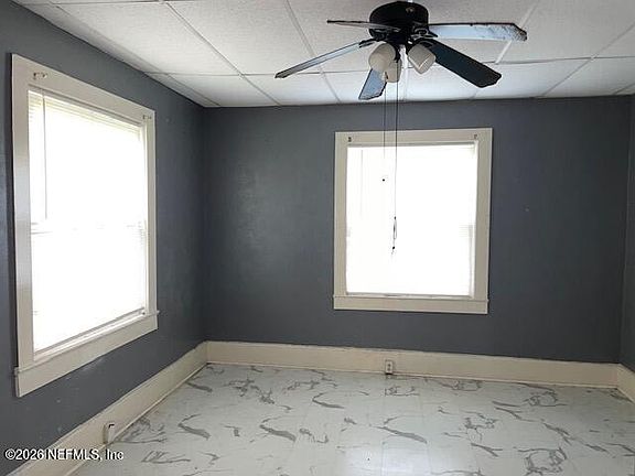 2nd image of 209 W 23RD Street