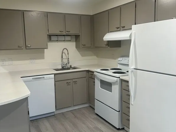 Tiki Apartments