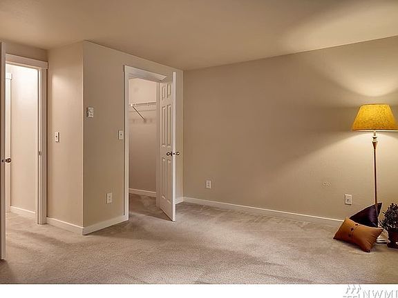 4th image of 10004 NE 120th Ln APT A102
