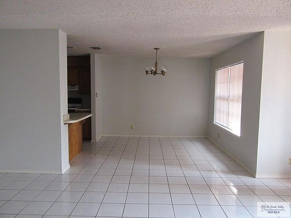 4th image of 2705 Hunters Crossing St