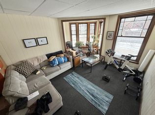 203 Maple St #3, Burlington, VT 05401