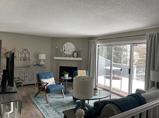 14322 Empire Ave, Apple Valley, MN 55124