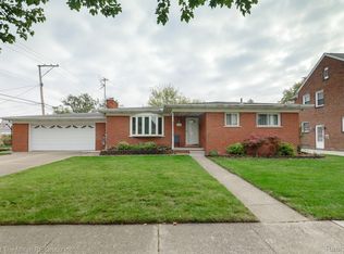 6735 Kolb Ave, Allen Park, MI 48101