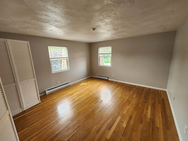 50 Elmwood Park #2 — Photo 4