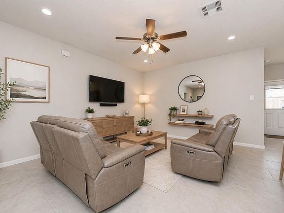 4th image of 18306 Arcola Bay Ln