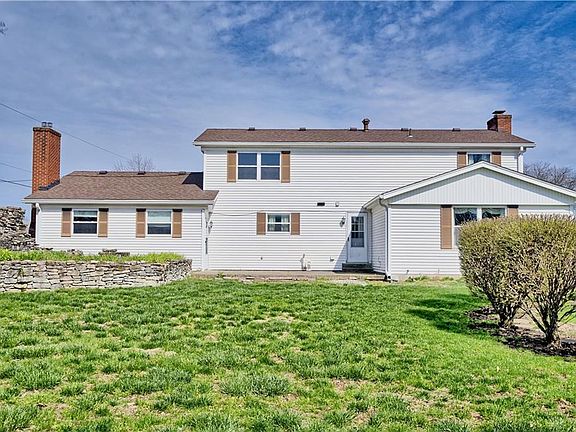 4th image of 625 Sharon Dr