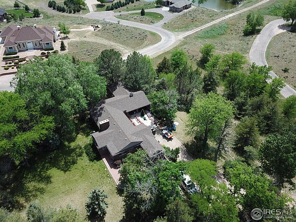 5th image of 230 Country Club Dr