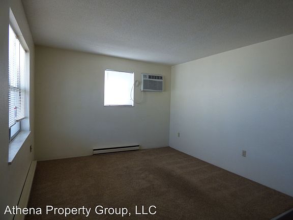 2nd image of 724 Themis St