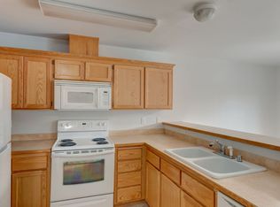 1670 SW Mulberry Pl APT B304, Oak Harbor, WA 98277