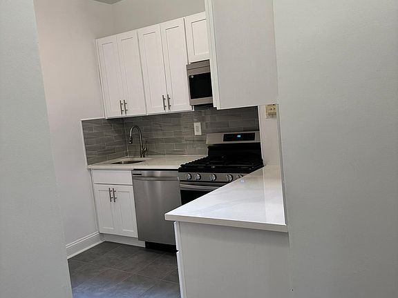 2nd image of 82-46 135th St #4V