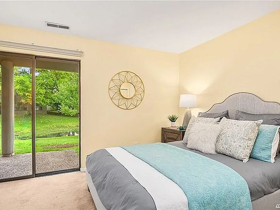 5th image of 1339 Bellefield Park Ln #1339