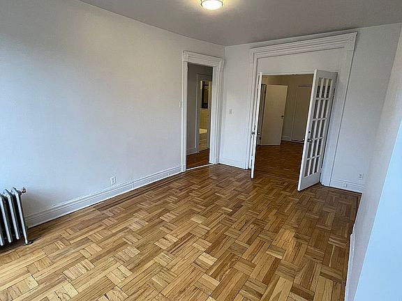 4th image of 1041 Bedford Ave APT 3