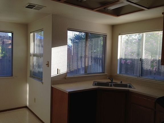 4th image of 6208 Lovewood Ct