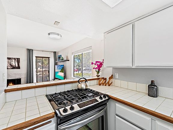 5th image of 25961 Montemar Unit 67
