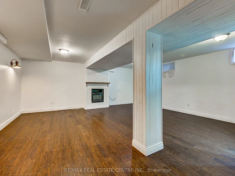 5 Tulip Dr — Photo 34