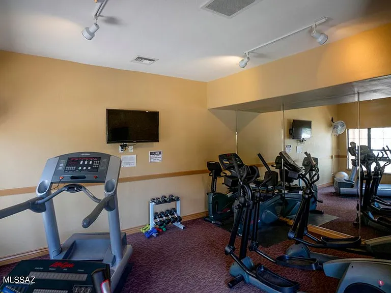 7473 E Table Mountain Rd — Photo 4