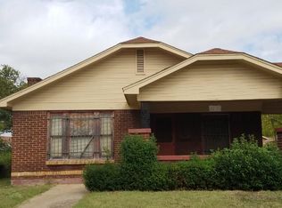 1111 Elmwood Ave, Fort Worth, TX 76104