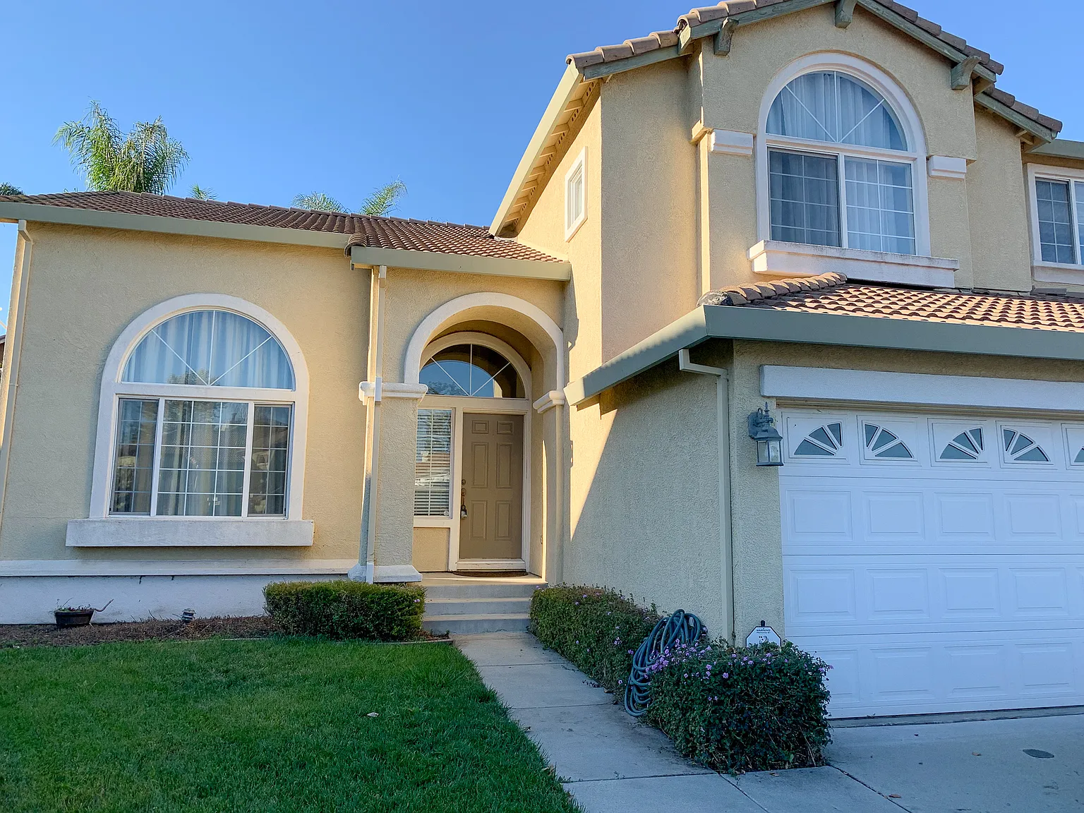 1535 Gold Finch Ct photo 1