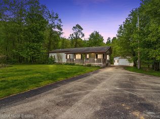 6512 Center Line Rd, Kingston, MI 48741