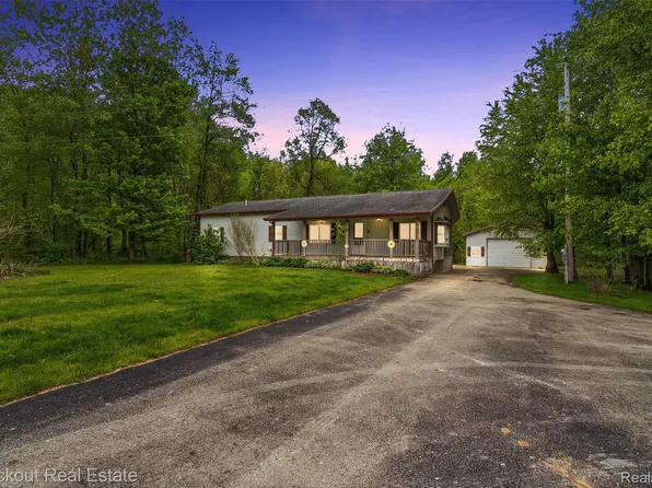 6512 Center Line Rd, Kingston, MI 48741
