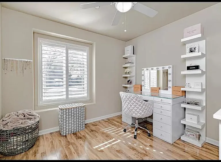 Bedroom #3/Office