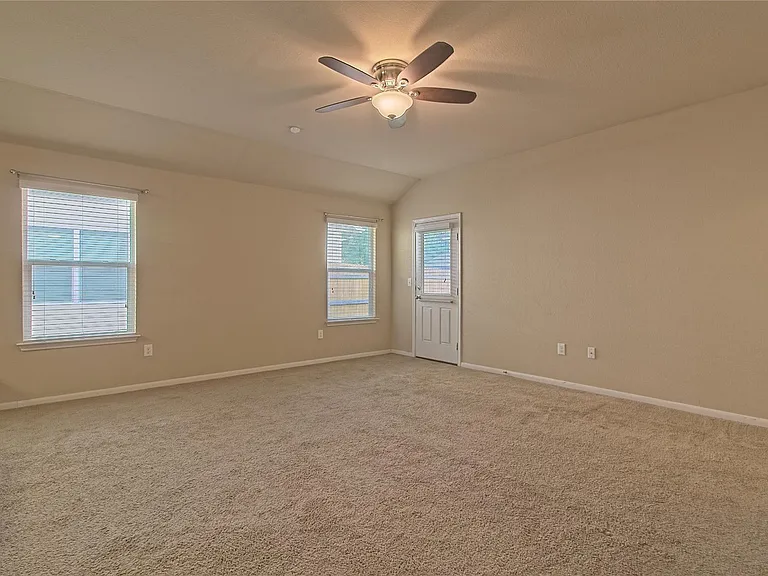 11312 Malta Dr — Photo 16