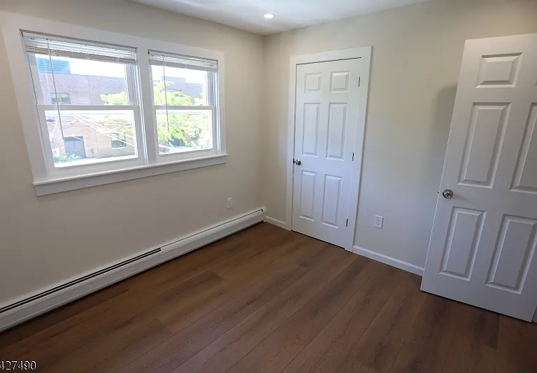 210 Walnut St #R — Photo 18